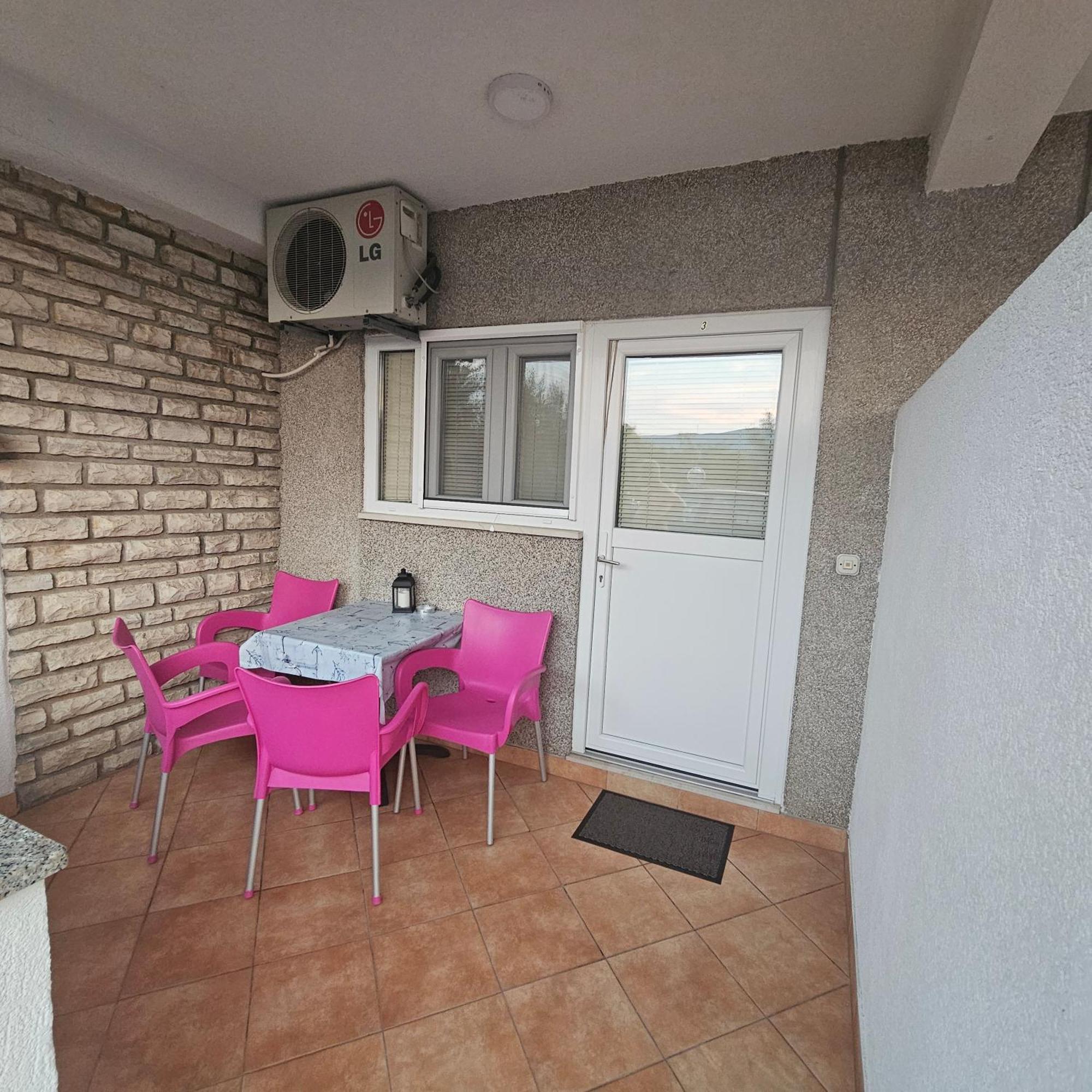 Apartment Nikica Trogir Quarto foto