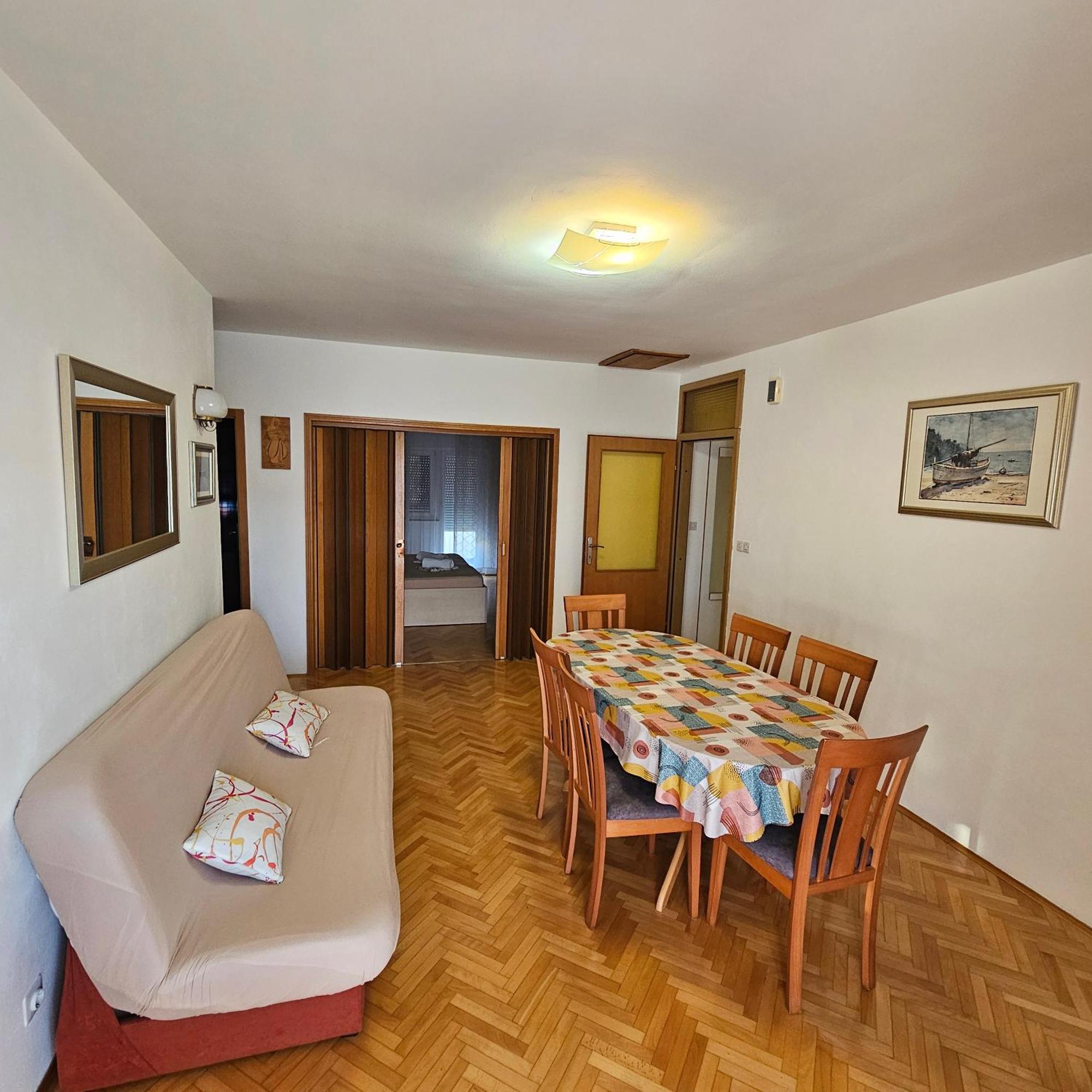 Apartment Nikica Trogir Quarto foto